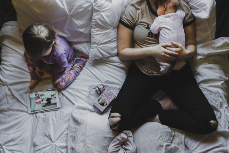 Karin Rambo of truncationblog.com shares tips on How to Feed Twins Without Losing Your Mind