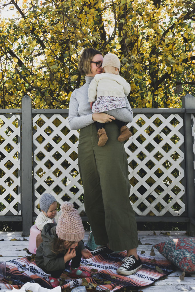 A Blueberry Muffin & Apple Cider Picnic I created this blueberry muffin & apple cider picnic for my girls using things I found around the house.