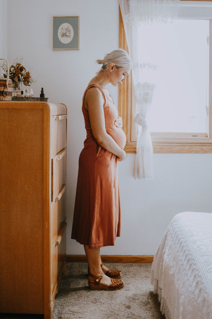 20 Week Pegnancy Update + a rust colored jumpsuit