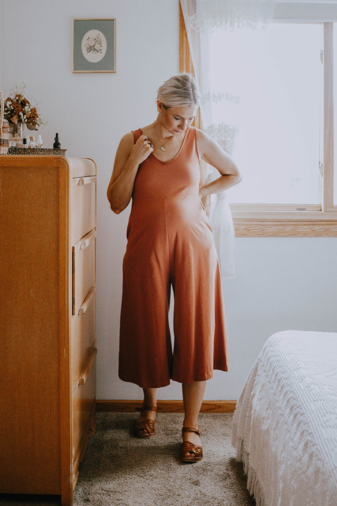 20 Week Pegnancy Update + a Maternity friendly jumpsuit