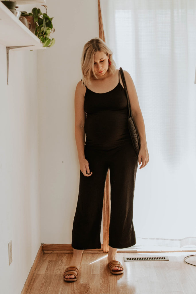 dressing for comfort, all black maternity outfit, black and brown outfit, black wide leg pants