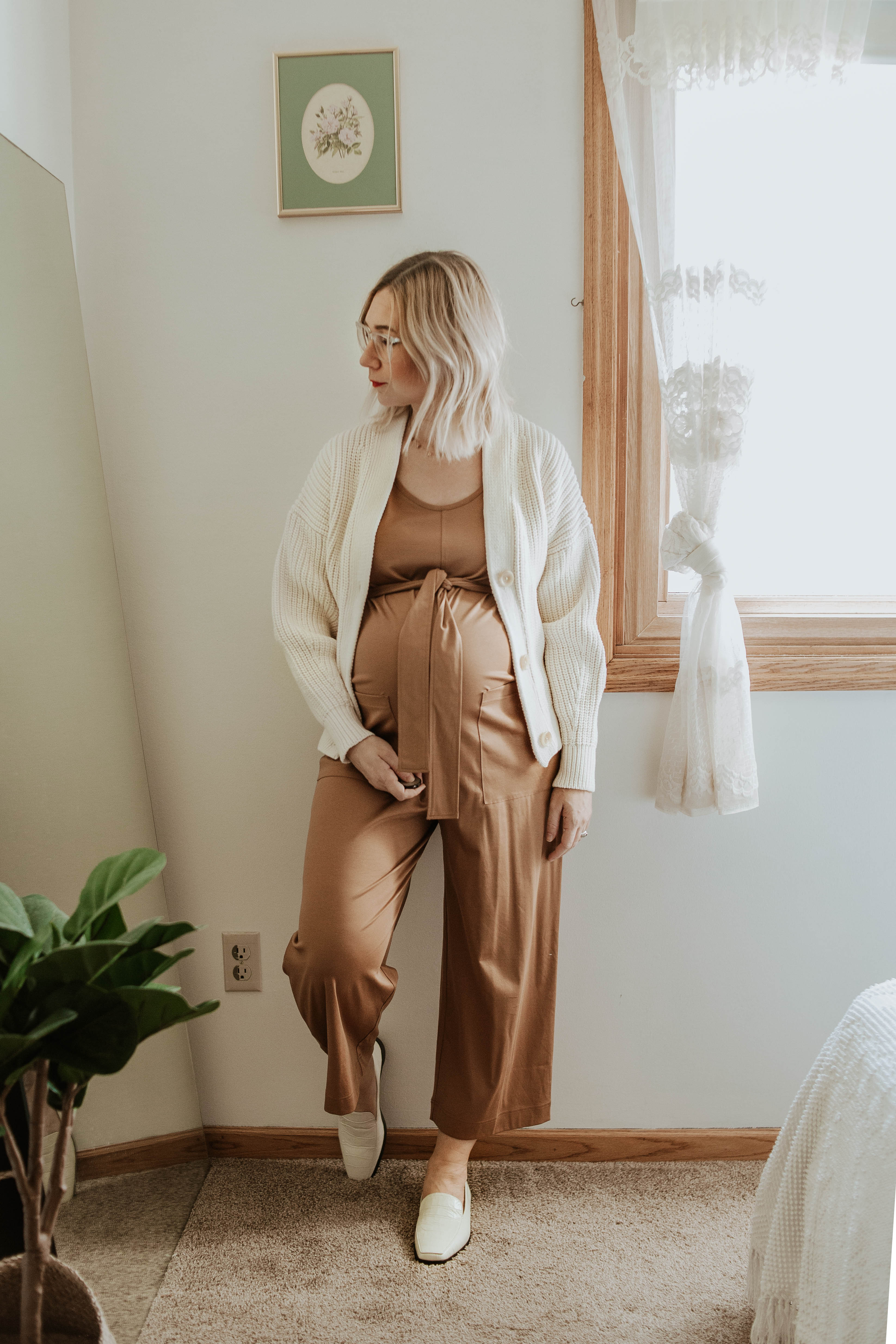 cream chunky cardigan, boxy cardigan, cropped cardigan, camel jumpsuit, cotton jumpsuit, white loafer, everlane review