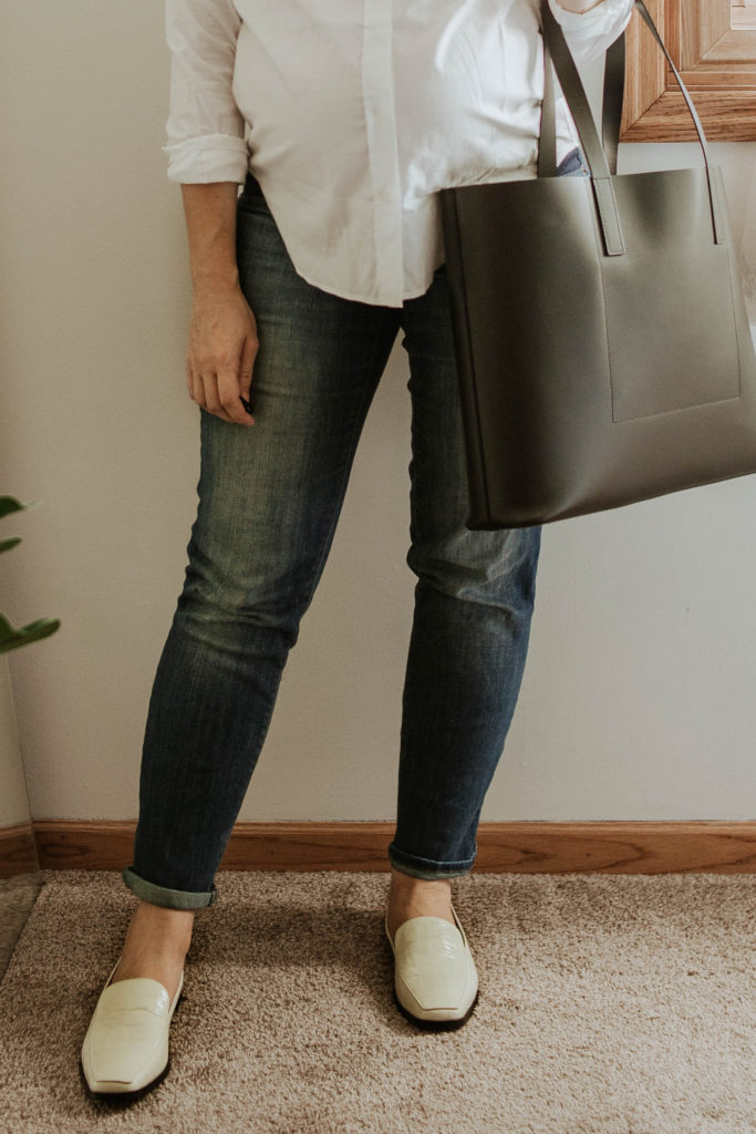 new shoes from everlane, everlane relaxed silky cotton button down, maternity jeans, everlane day tote, everlane 90's loafer