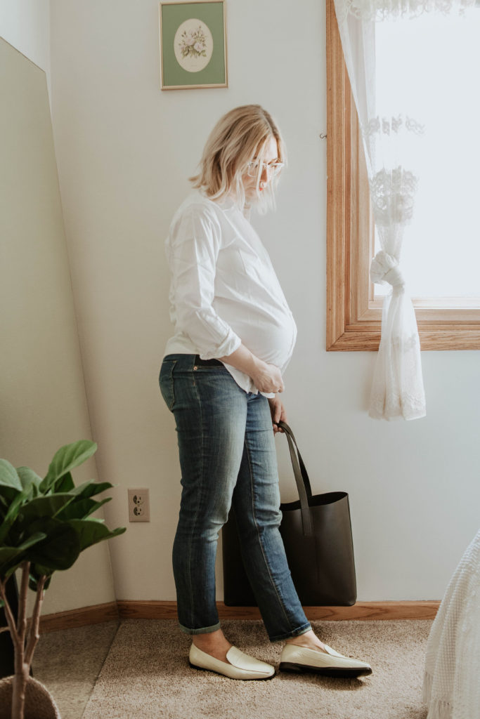 new shoes from everlane, everlane relaxed silky cotton button down, maternity jeans, everlane day tote, everlane 90's loafer