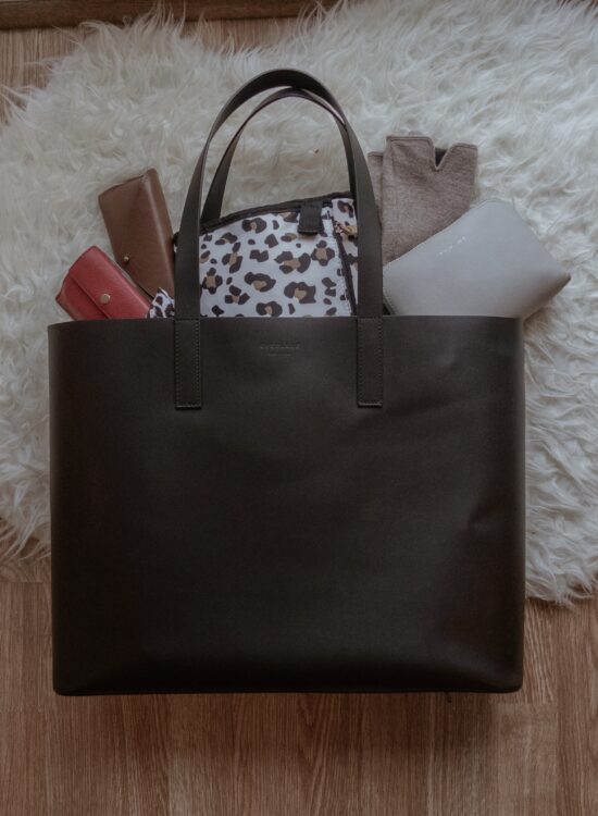 Minimalism, Diaper Bag, Baby, Everlane Day Market Tote, Madewell Transport Tote, What's in my Diaper Bag