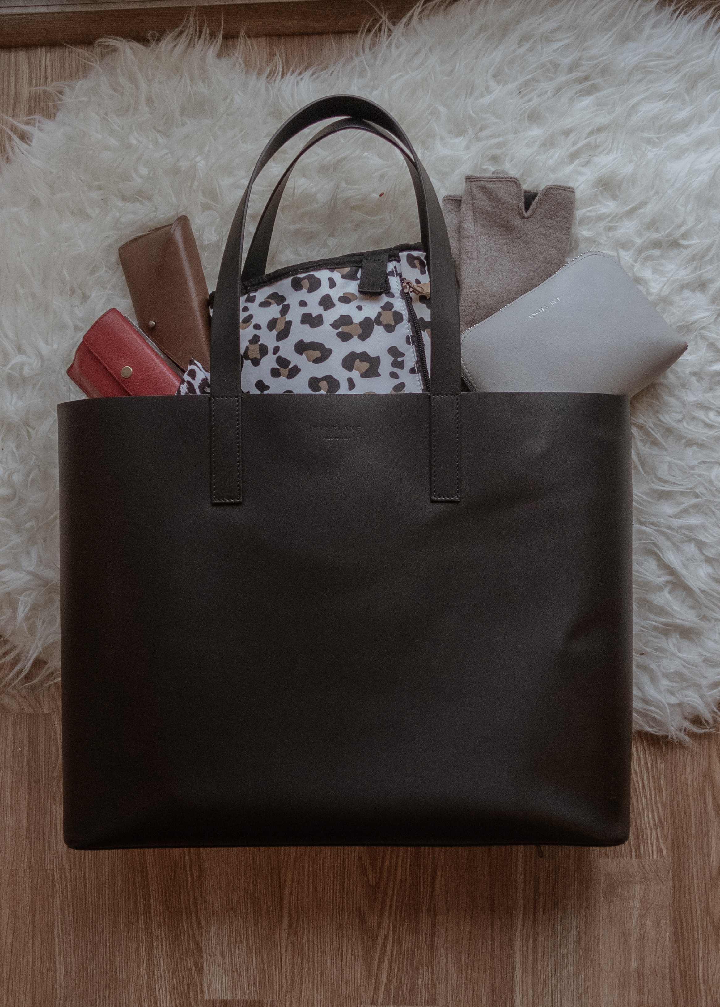 everlane diaper bag