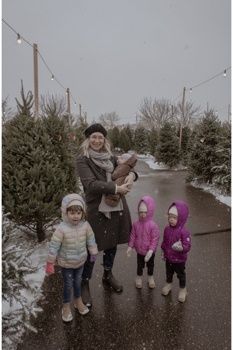 Our Holiday Bucket List + Eliminating Hurry this Season