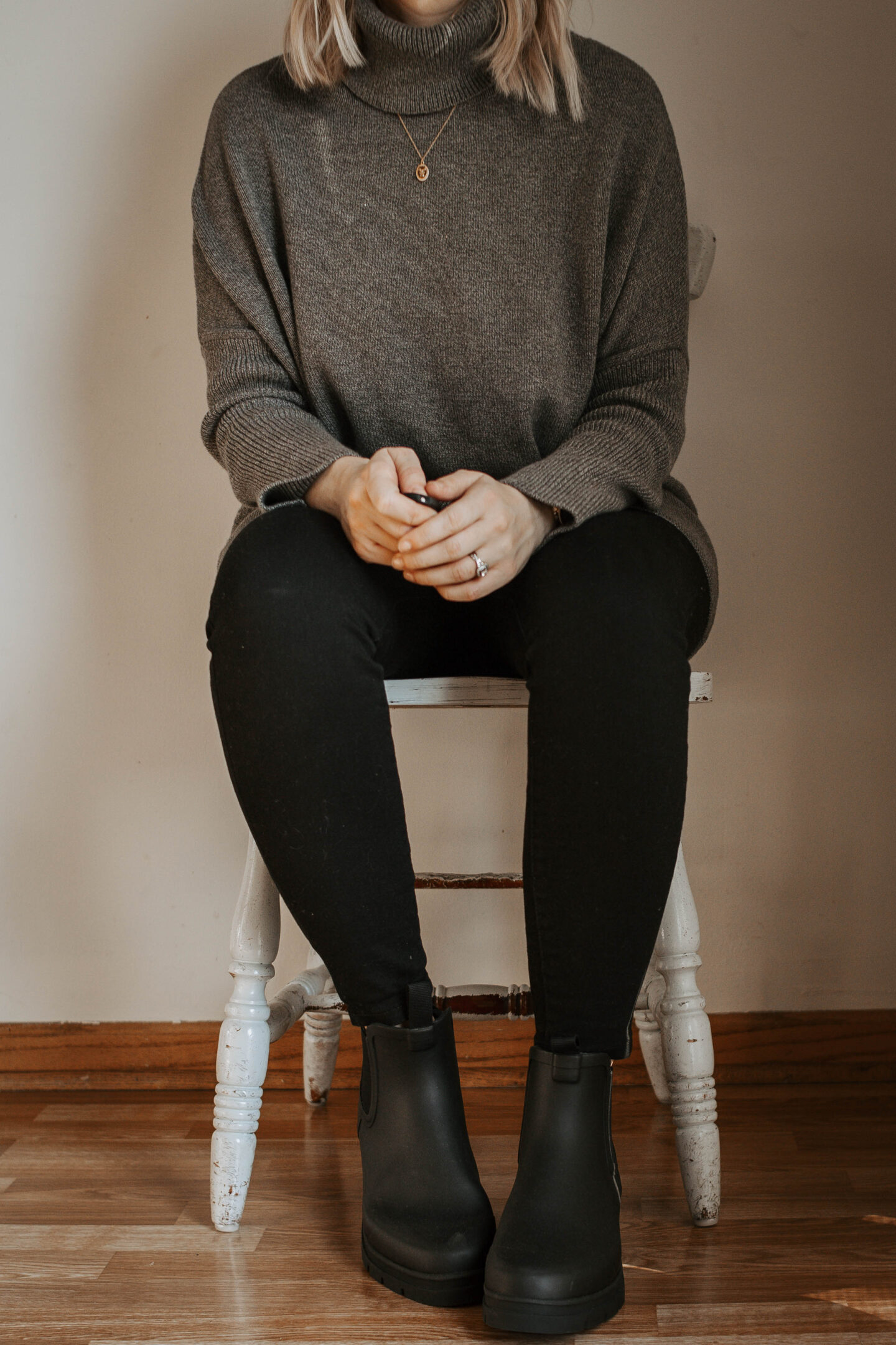 everlane pixie boots