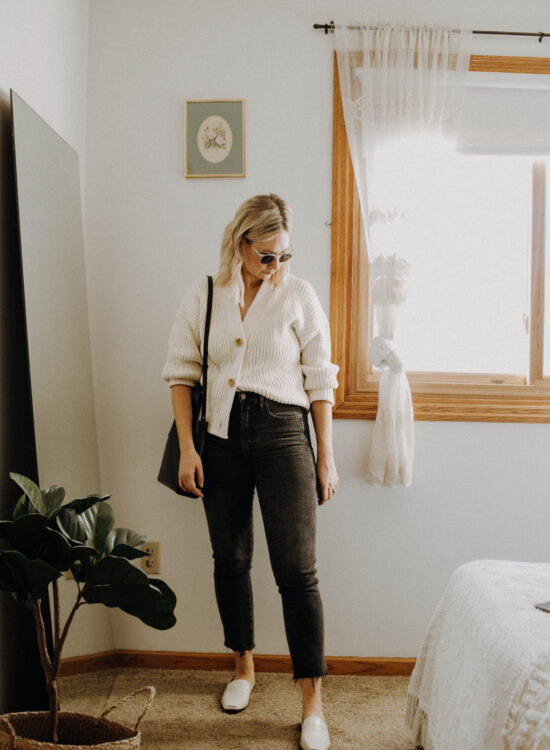 Styling Pinterest Outfits: Simple, Minimal Style, Everlane Crop Cardigan, Gap Denim, Everlane 90's Loafer in Bone, Everlane Mini Tote