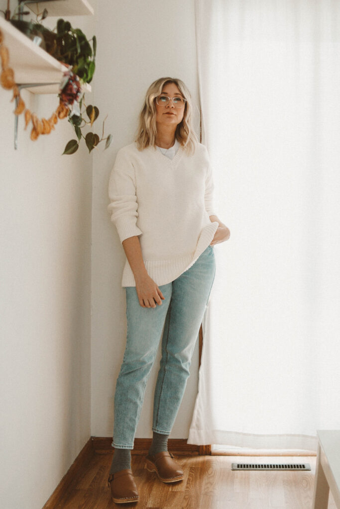 Real Winter Outfits Day 4: Changing things Up, Everlane Link Stitch Sweater, Vintage Denim, Old Navy Denim, Troentorp Clogs