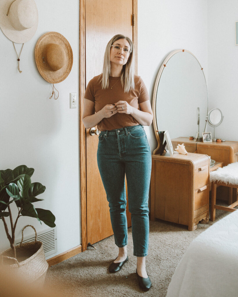Everlane Denim Guide: Every Style Reviewed, 90's cheeky straight
