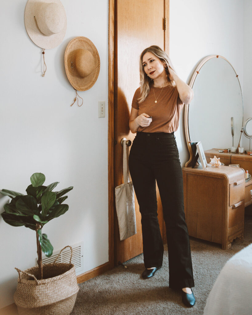 Everlane Denim Guide: Every Style Reviewed, modern flare jean