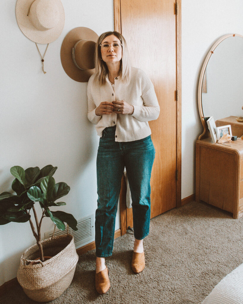 Easy Spring Outfits for Working at Home, madewell deville cardigan sweater, vintage levi 501, nisolo mules,