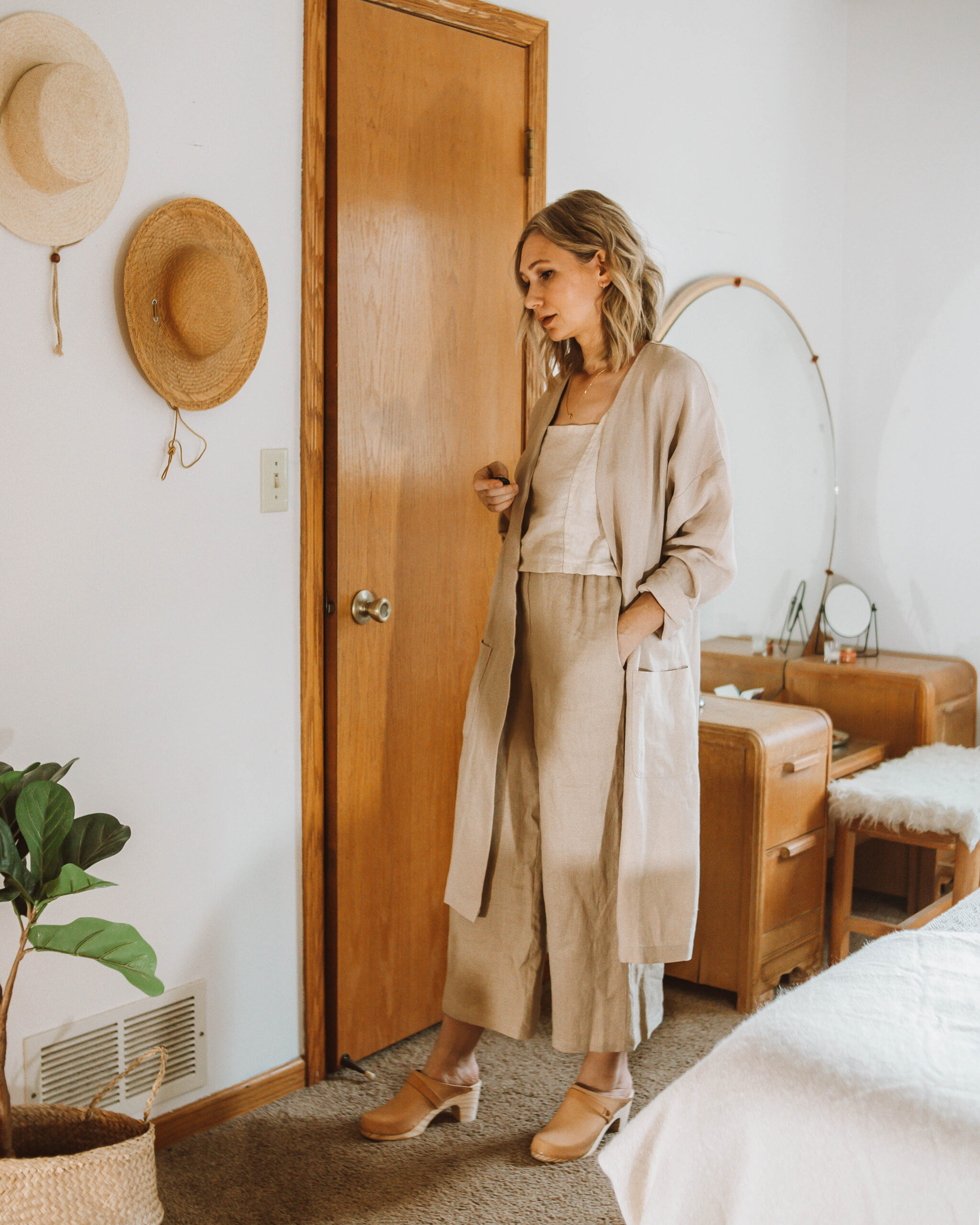 3 Ways to Wear Clogs Sandgren Maya Clog Review