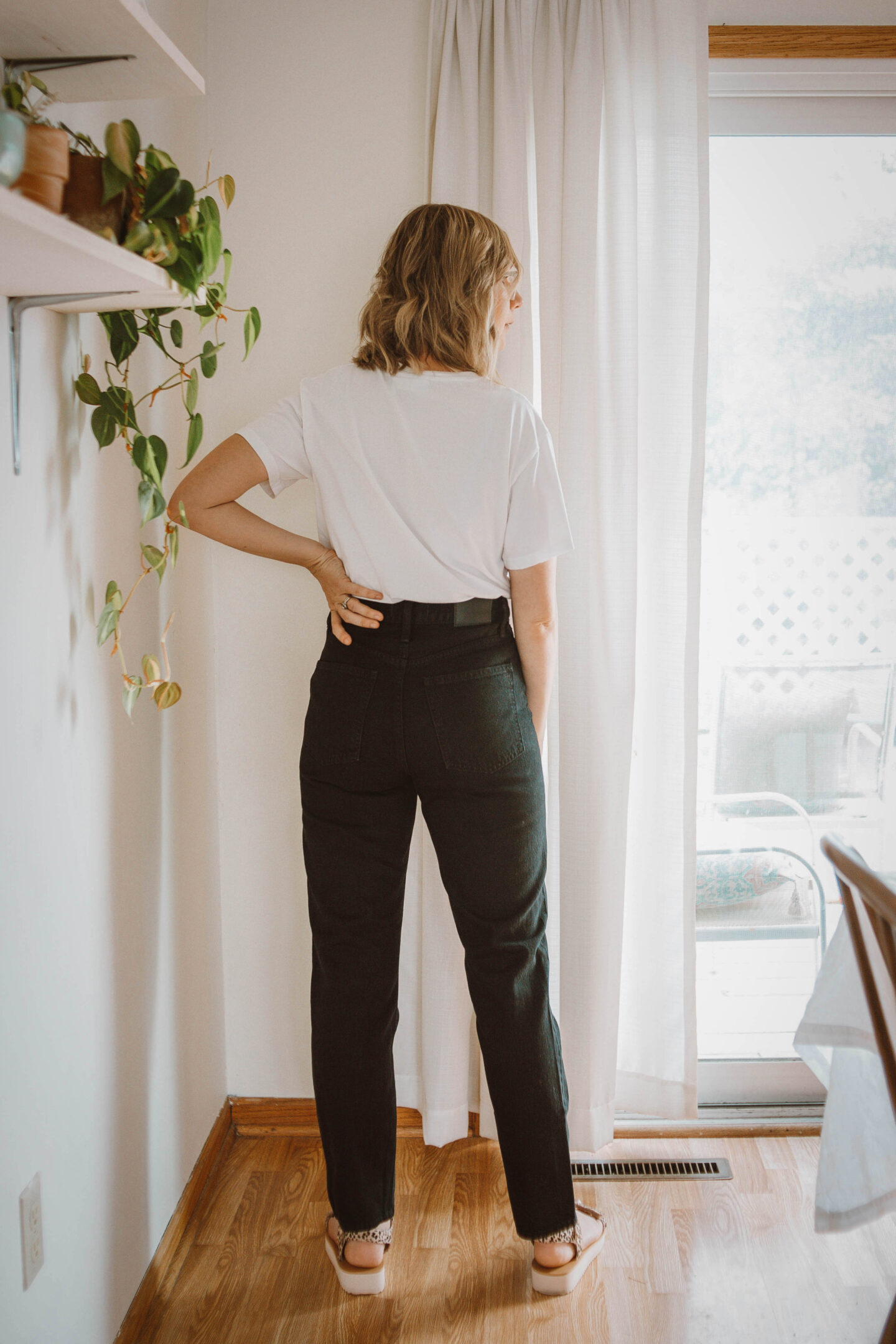 Madewell Denim Guide: The Dad Jean Review