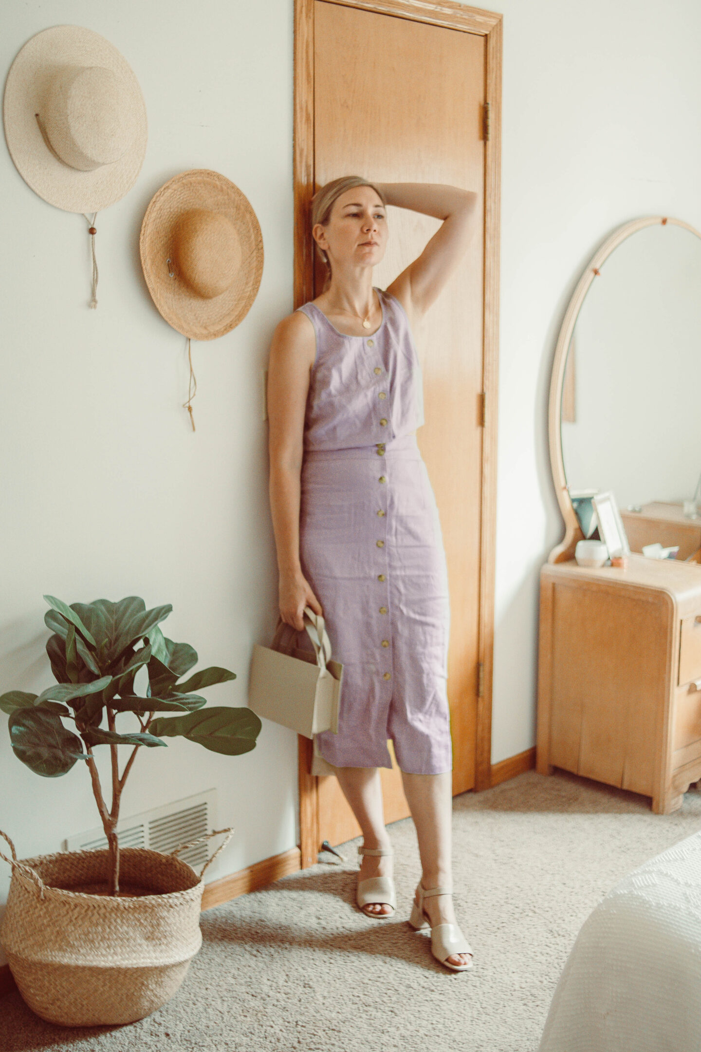 Everlane Summer Sale + A Few New Pieces. Review of the Linen Crop Tank, and Linen Button Down Skirt