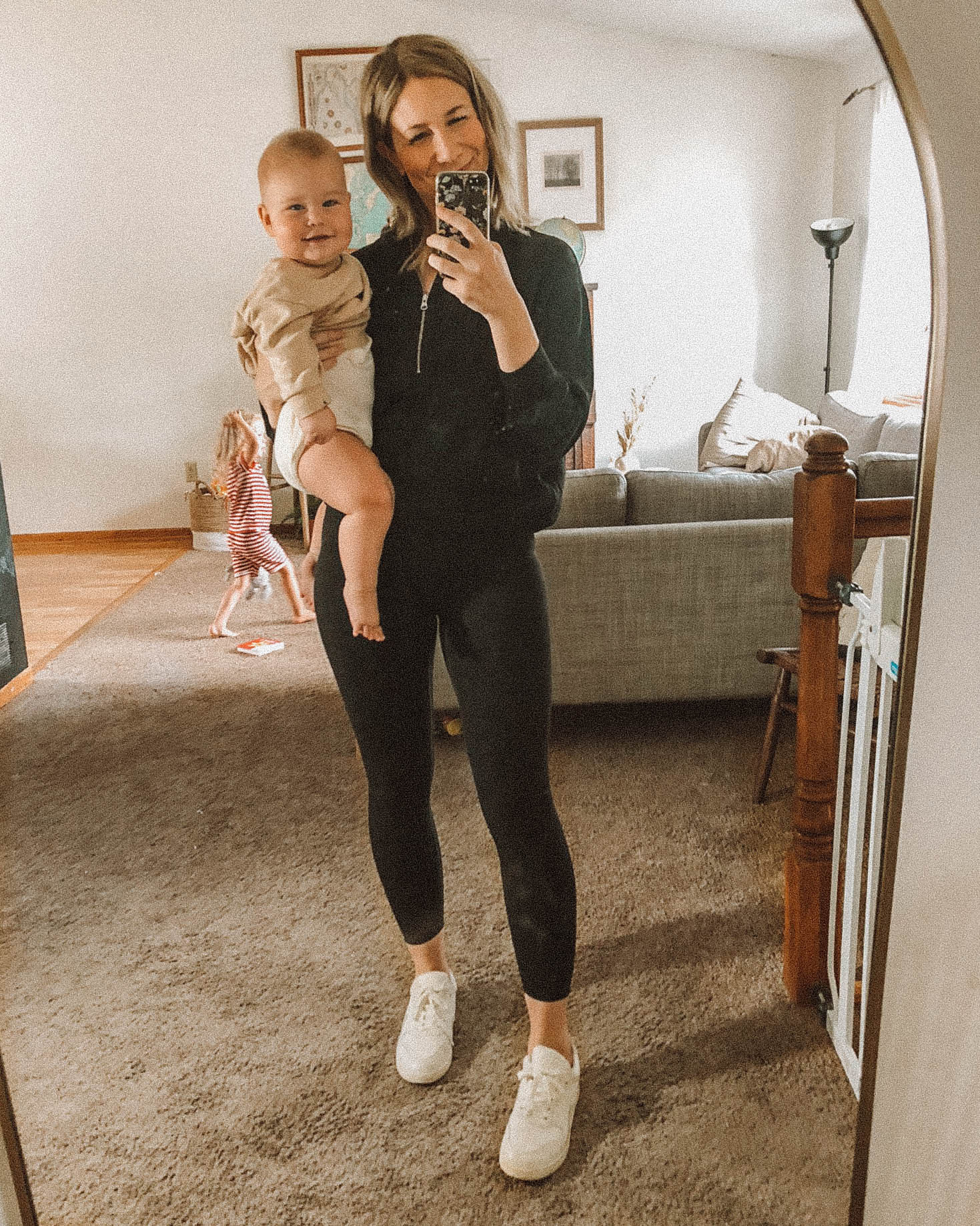 3 Athleisure Outfit Formulas for Stay at Home Moms