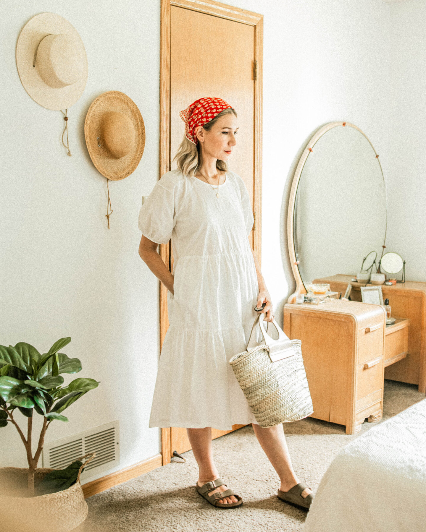 3 Summer to Fall Transition Outfits Feat. New & Old Pieces from Everlane, tiered dress