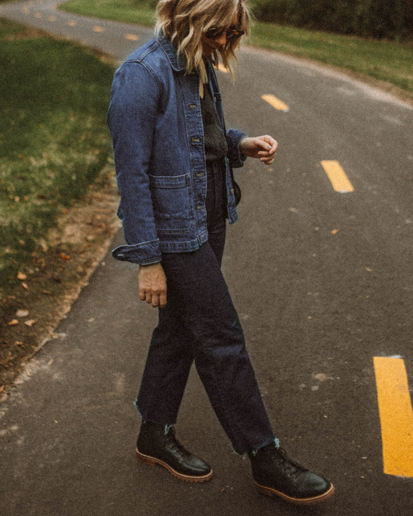 Fall Uniform: 3 Versions of My Go To Formula, madewell denim chore coat, madewell black lace up boots, vintage coach bag