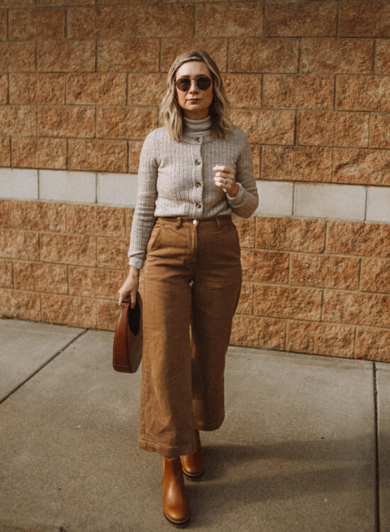 3 Ways to style Wide Leg Pants, Everlane Wide Leg Crop Pant, Staud Moon Bag