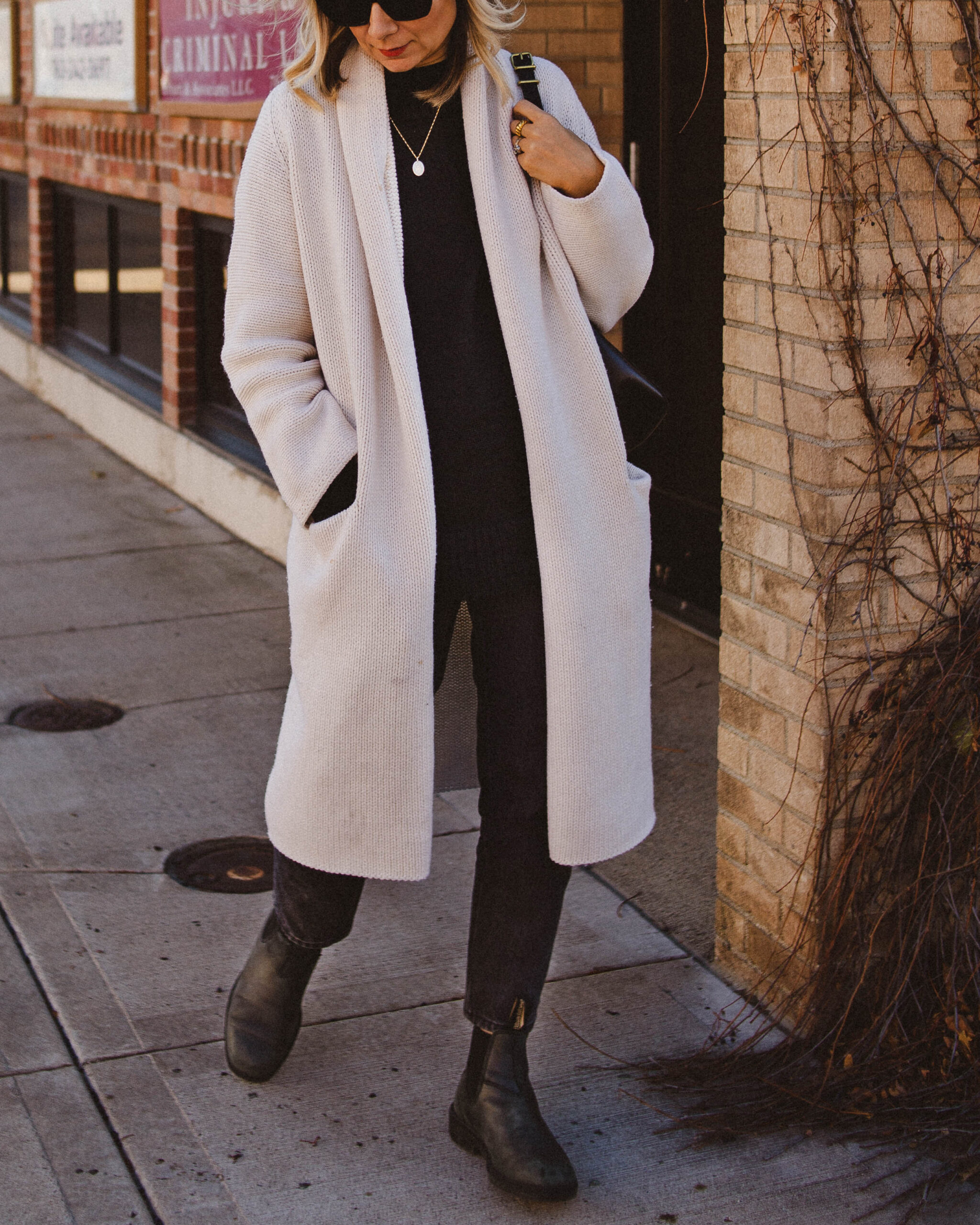 Oversized Cardigan, Cream and Black, Vince Cardigan, Tradlands Haven Sweater, Everlane 90's cheeky, black western boot