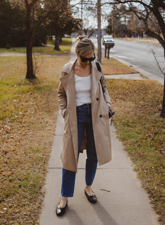 A Simple Outfit, classic trench coat, toteme mid wash jeans, black ballet flats, white scoopneck sweater, Black Friday Suggestions