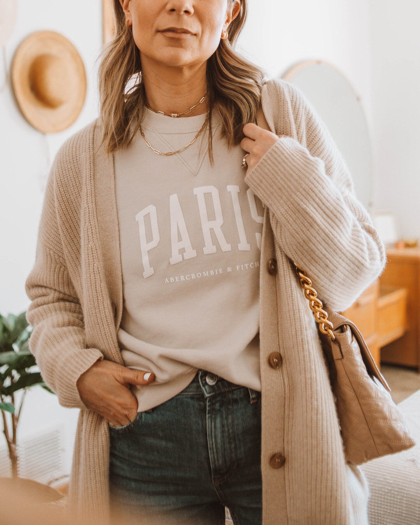 graphic sweatshirt, cashmere cardigan, mom jeans, everlane jeans