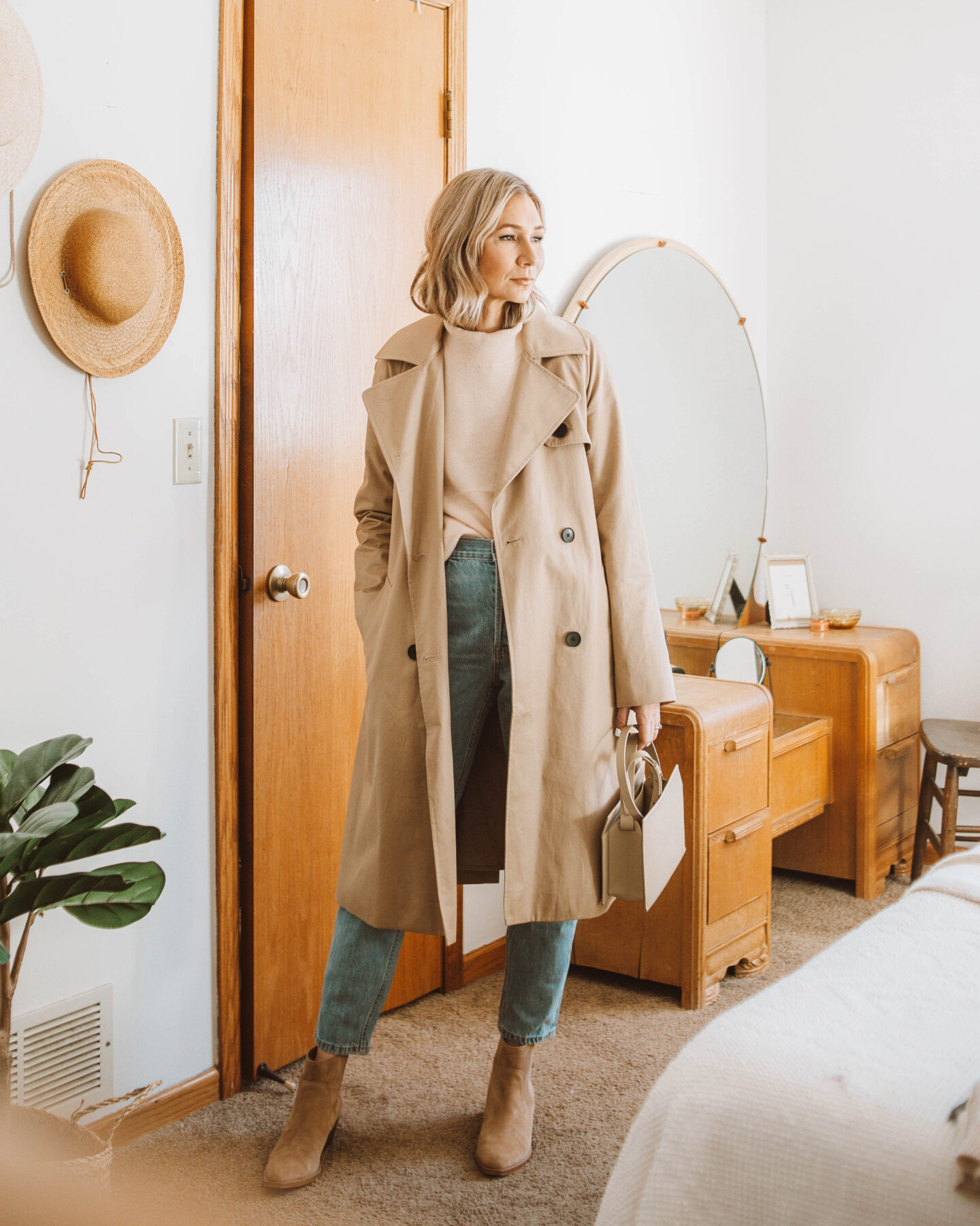 trench coat, pink sweater, everlane 90's cheeky jean, vintage denim, suede boots