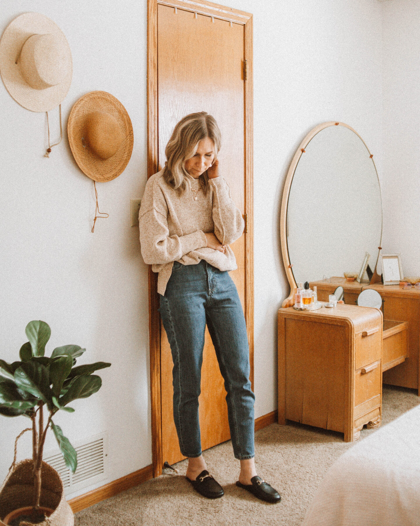 tunic sweater, abercrombie sweater, mom jeans, everlane cheeky jeans, loafer mules