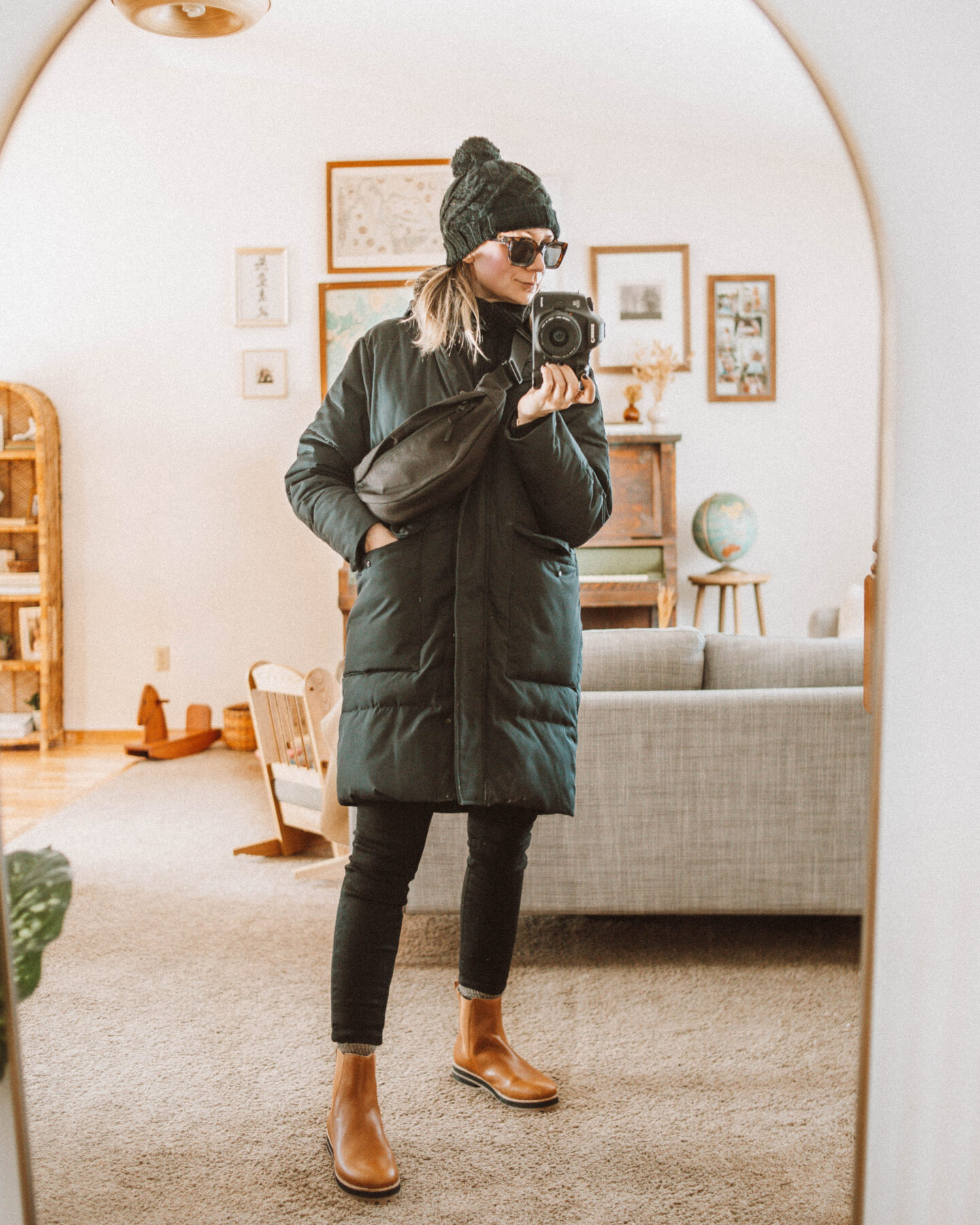 how to dress for cold weather, cold weather layers, black puffer coat