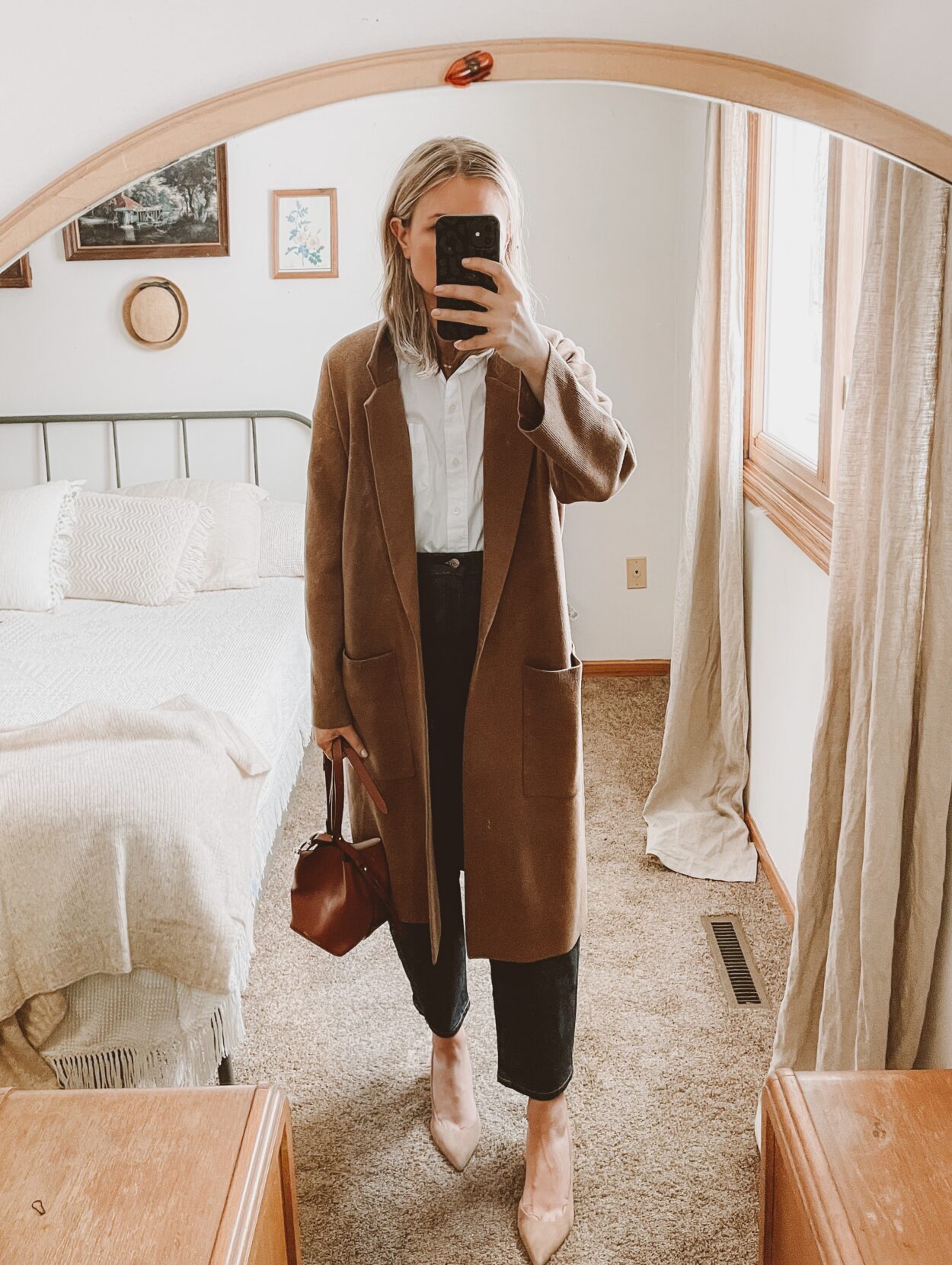 3 Date Night Outfits Featuring the Arc Jeans from Everlane