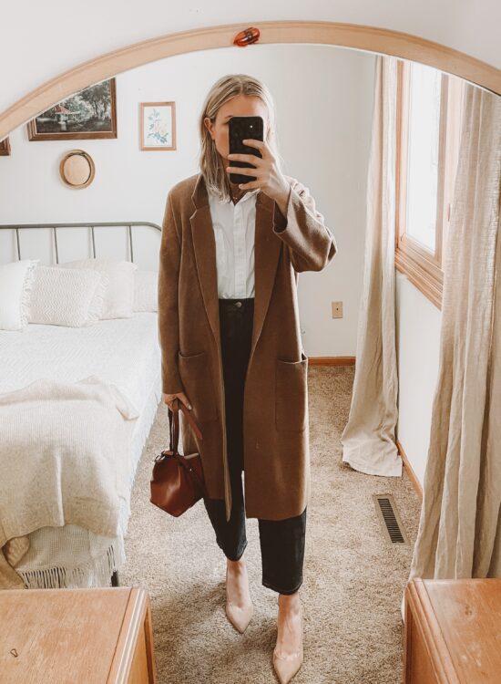 arc jeans everlane, date night outfits, balloon jeans, nude suede heels