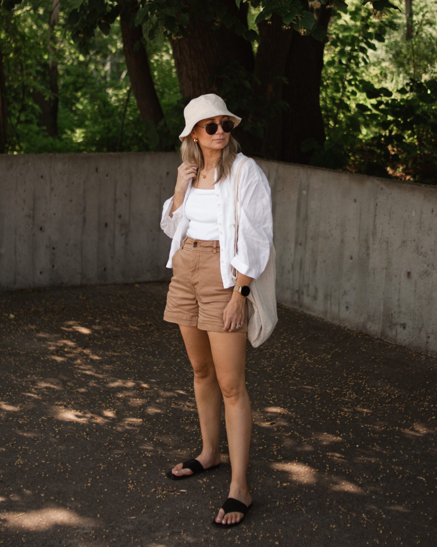 everlane linen blouse, everlane haul, everlane way high, bucket hat