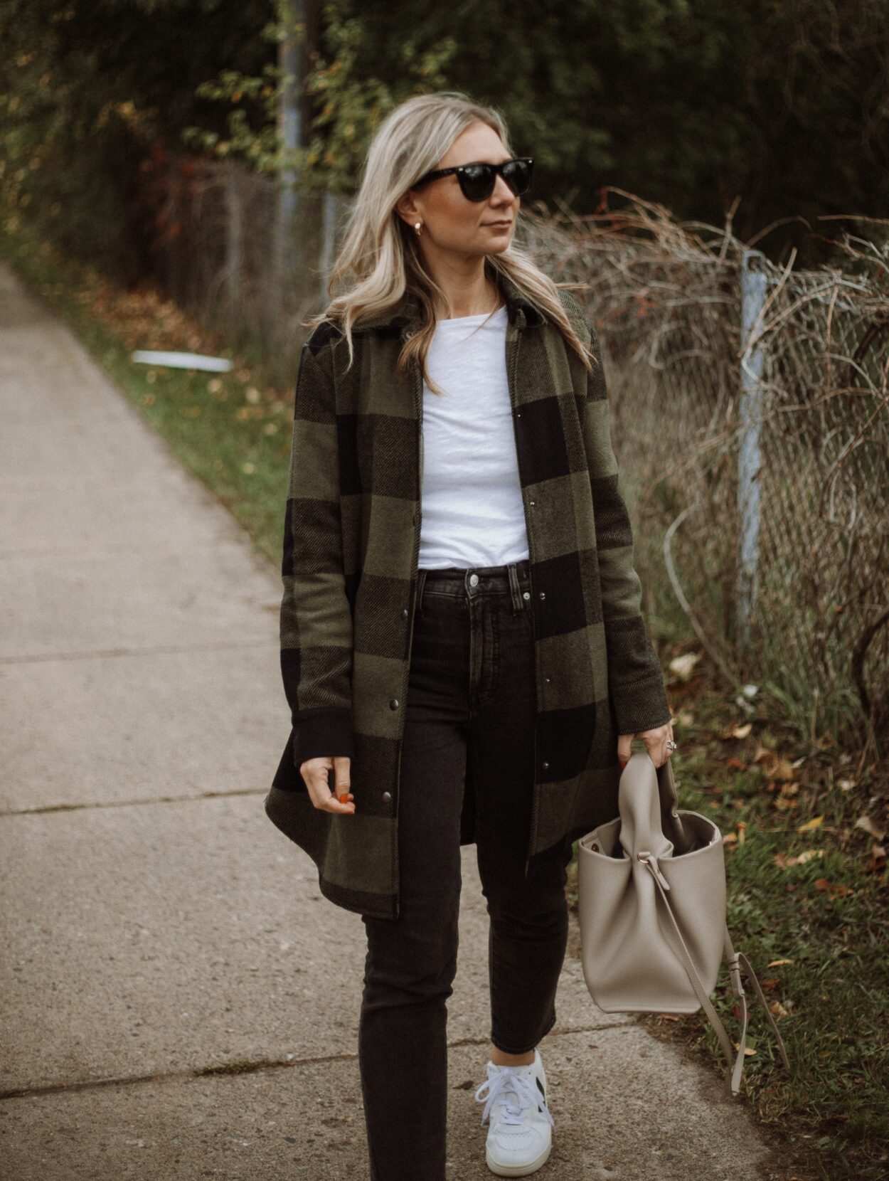 The Plaid Shacket – Fall Capsule Wardrobe ’21 Outfit 9