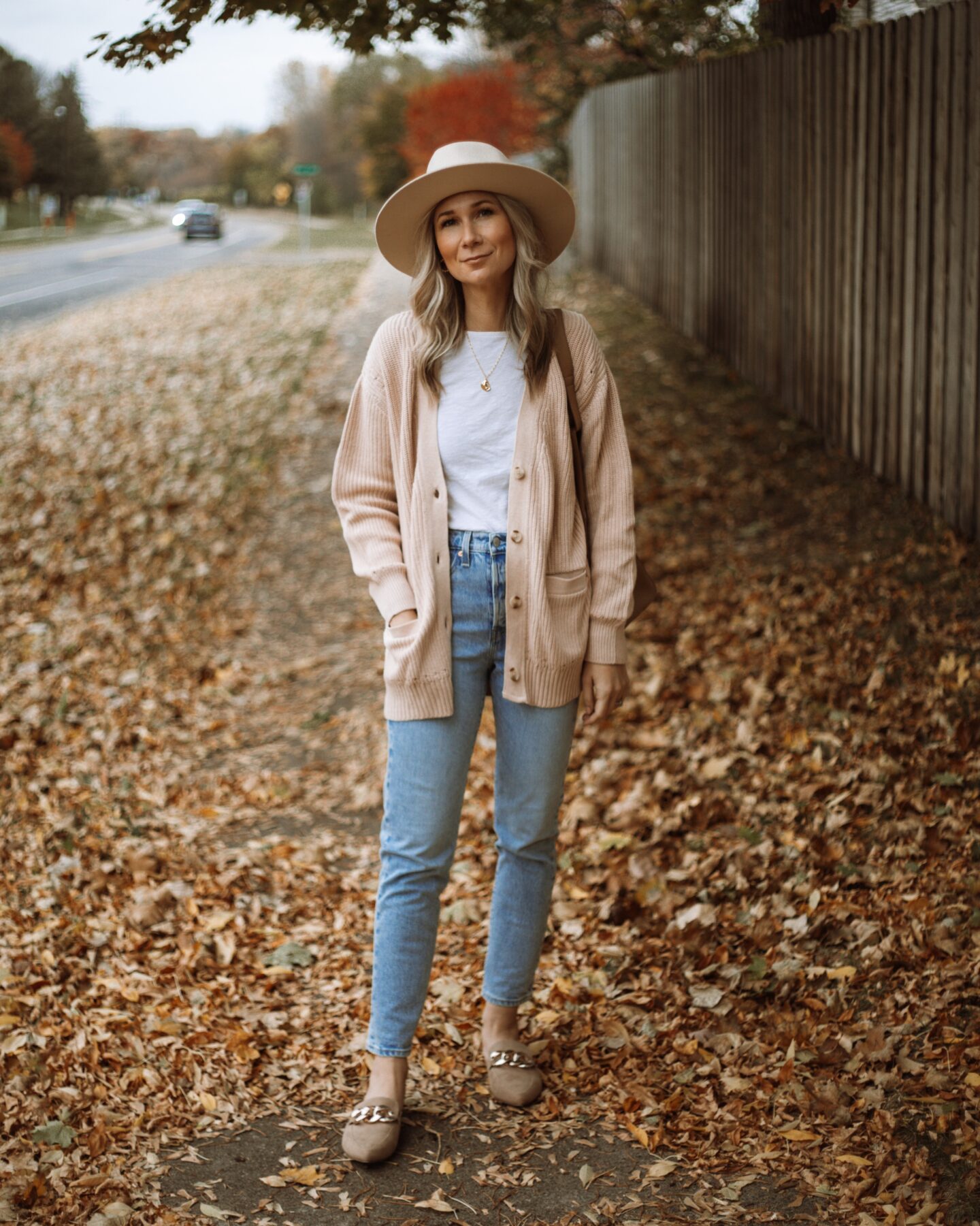 A Pink Cardigan: Fall Capsule Wardrobe '21 Outfit 17 - Pink Cardigan