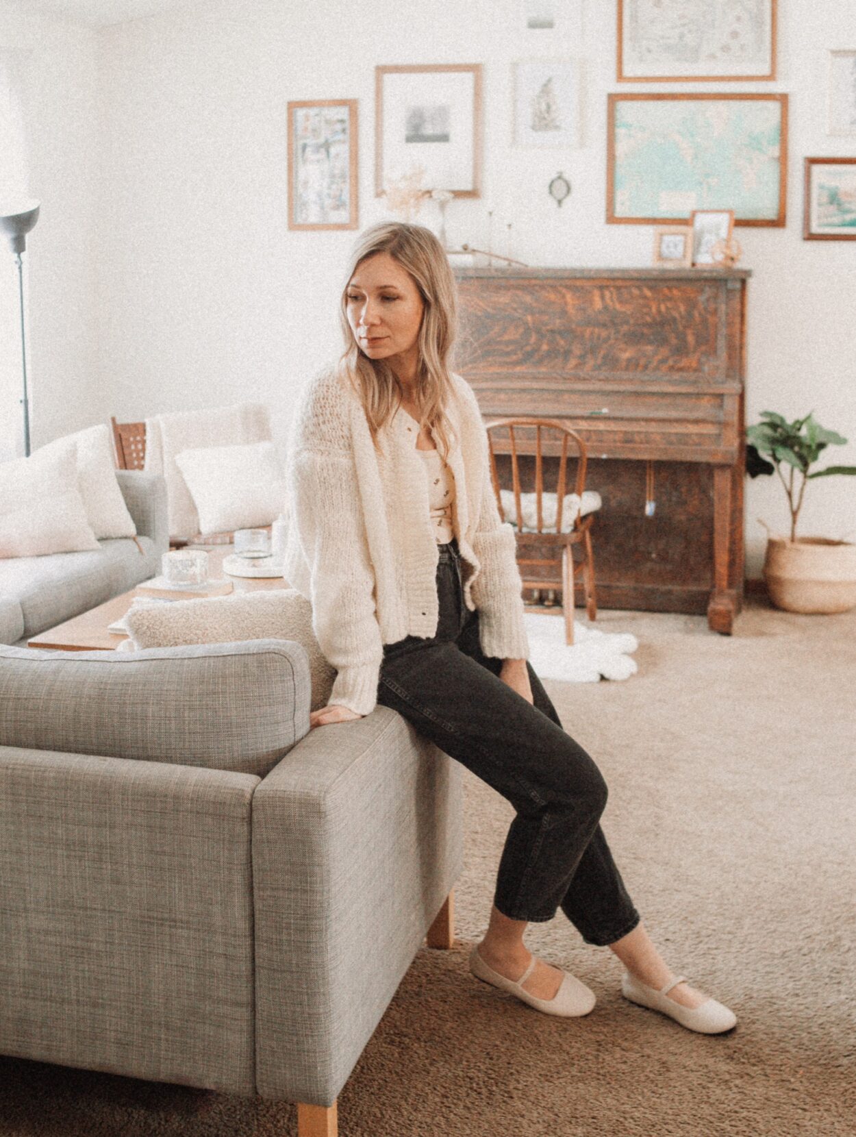 Outfits from this Past Week + Writing Down my Everyday Moments
