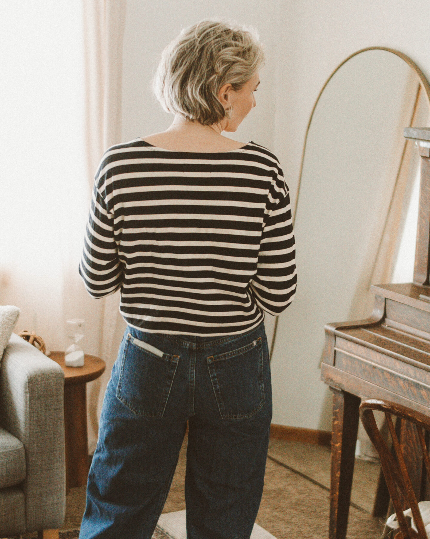 Karin Emily wears and reviews Everlane wide leg jeans